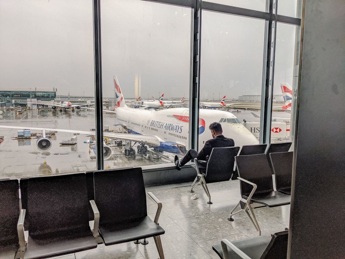 Chauffeur airport transfers at London City Airport