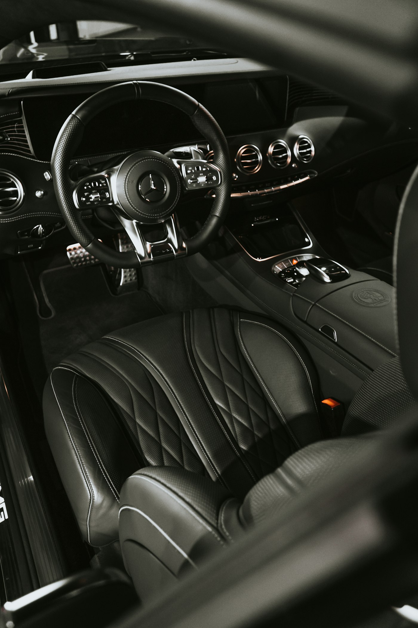 Chauffeur transfers in Wimbledon, London